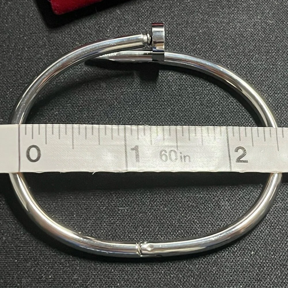 Nail Bracelet - Picture 4 of 6